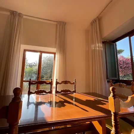 Tosa - Latina Mare Sabaudia בית נופש *