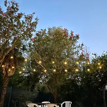 Tosa - Latina Mare Sabaudia בית נופש *